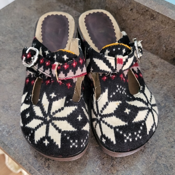 Duck Head Shoes - Duck Head Delight Lightweight Fabric Clog Size 7.5